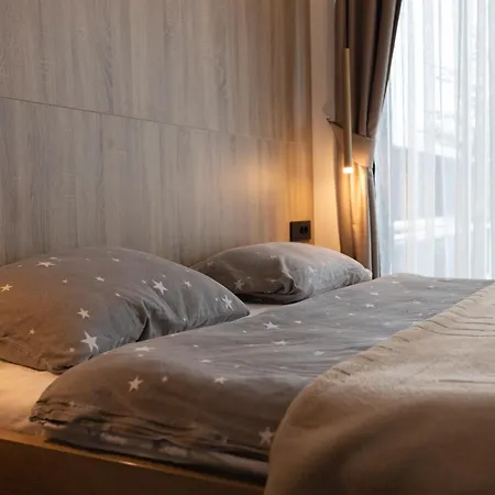 In & Out Luxury With Private Garage * Bjelašnica